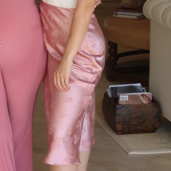 Altar'd State Pink Satin Skirt - Picture 1 of 2
